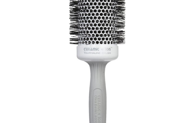 The round brush: The tool that makes hot hair cool
