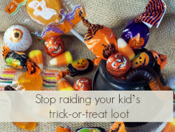 Stop raiding your kid’s trick-or-treat loot | The Momiverse